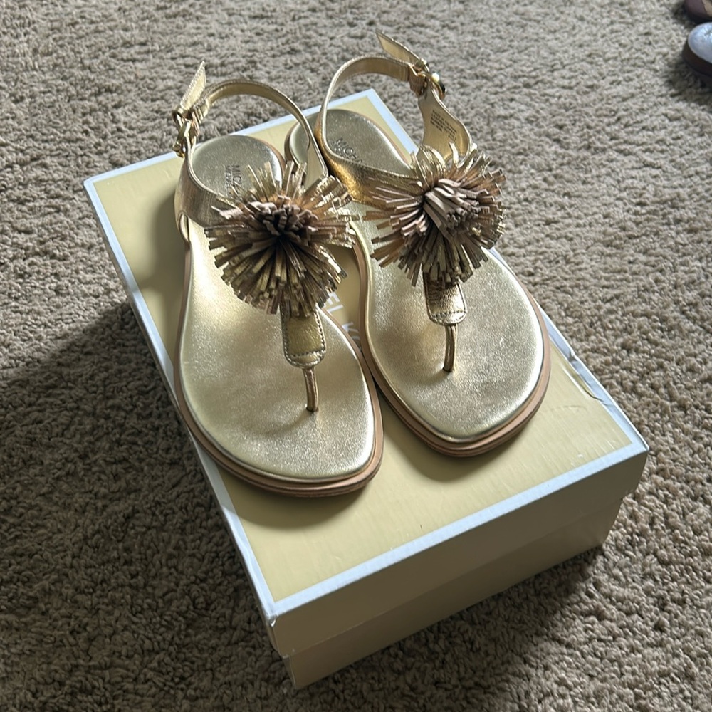 Michael Kors Gold Lolita Thong Metallic Leather Size 8